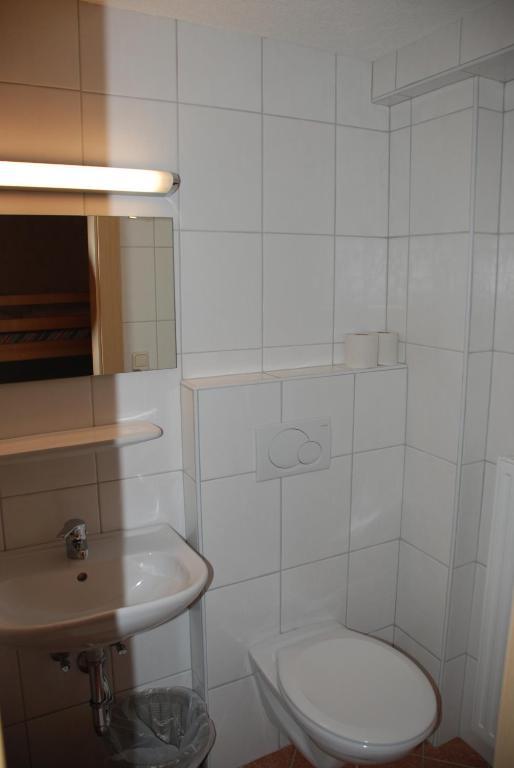 Pension Baeuerle Heiligenblut Kamer foto